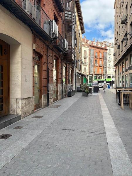 Foto c3e6a78f-a39f-4d0b-900d-8f38bcf9e719. Location local commercial dans Centro Valladolid