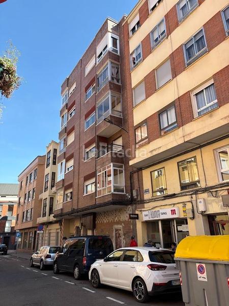 Foto f45d1364-3b49-429f-a038-eee4f1fc9b97. Appartamento con riscaldamento in Delicias Valladolid