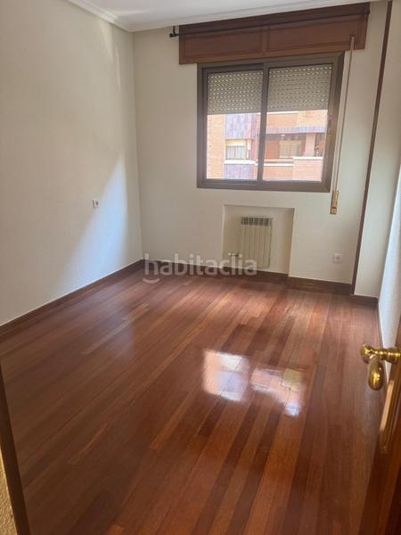 Foto f3e73caa-5225-4e9c-8ec9-e501cfe8fb27. Miete etagenwohnung mit heizung parking in Plaza de Toros Valladolid