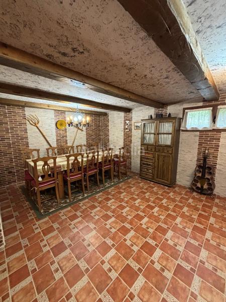 Foto fc4b53eb-5893-4384-b9be-ddd1cf8f205b. Casa adosada chalet adosado en la cisterniga en Cistérniga