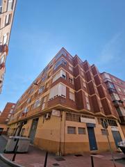 Location Appartement  Calle de isaac quintero. Piso en vadillos