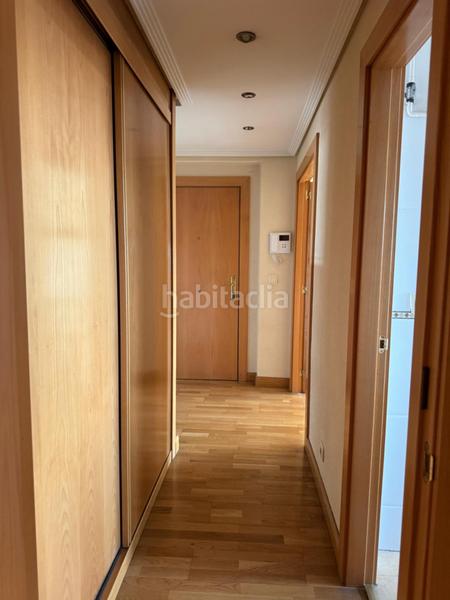 Foto d29e7510-a3ec-463d-a8d7-e43ef547643f. Etagenwohnung mit heizung parking pool in Parquesol Valladolid
