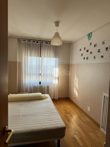 Foto f22cb5f1-536a-460b-9d97-ee60ede3dfd7. Etagenwohnung mit heizung parking pool in Parquesol Valladolid