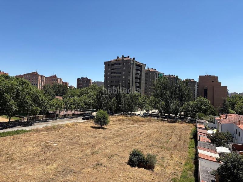 Foto 3b8c1b94-f7a6-488e-b249-f4b5f453f155. House in plaza porticada 3 in Girón Valladolid