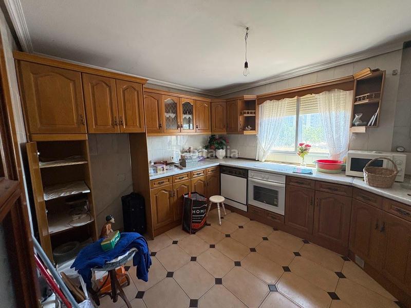 Foto b0e0efe8-8400-4c57-8c34-a3669d162074. House in plaza porticada 3 in Girón Valladolid