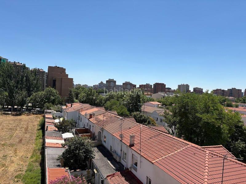 Foto c08980cb-05eb-44b0-8bbb-23bd408c0fe5. House in plaza porticada 3 in Girón Valladolid