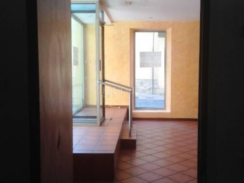 Foto b21761b4-10b4-4d7e-875b-56f0ba9569a9. Alquiler local comercial local en San Martín en San Martín Valladolid