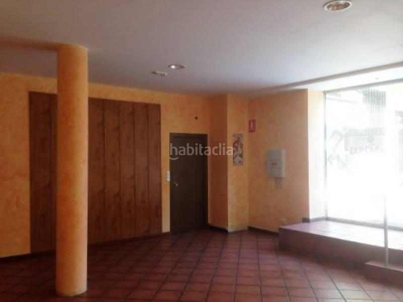 Foto cd6d2b6e-165e-4d5a-9826-bf8c93ff85a4. Alquiler local comercial local en San Martín en San Martín Valladolid