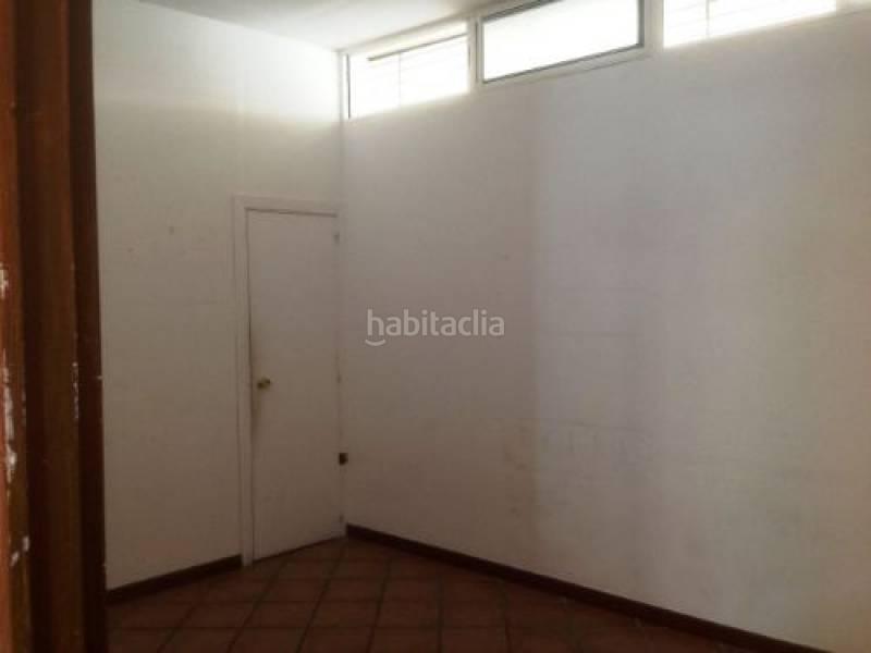 Foto dc218c76-0db4-40e4-bf48-e82d3fae2f4b. Alquiler local comercial local en San Martín en San Martín Valladolid