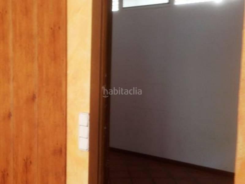 Foto e2a80a98-0e3f-479a-8453-1e016df2e8f5. Lloguer local comercial a San Martín Valladolid