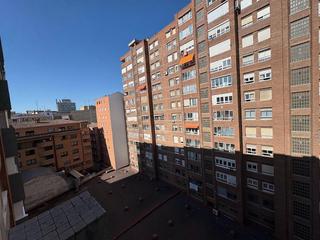 Lloguer Pis a Centro. Junto a la plaza poniente