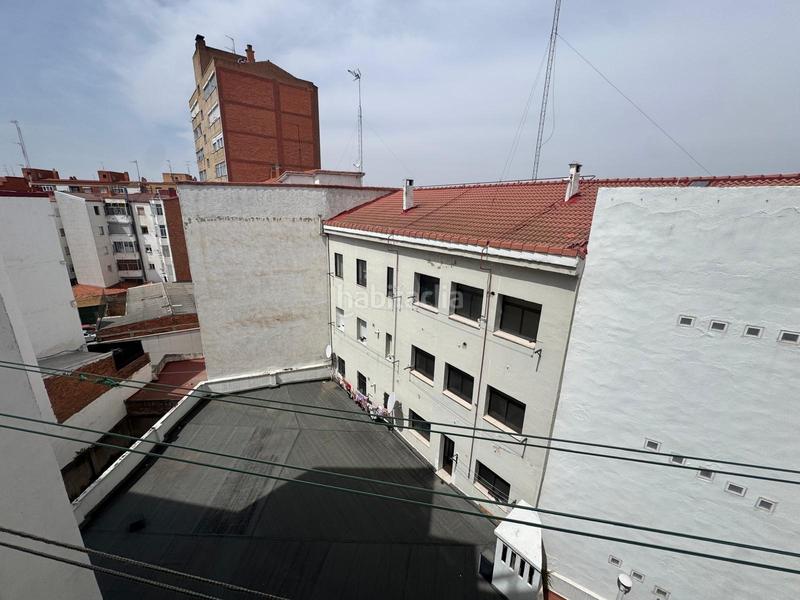 Foto 97dc368b-0df5-46e9-8bca-59fb236095db. Apartamento piso en avenida segovia en Delicias Valladolid