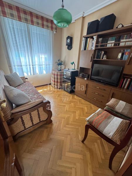 Foto e4e14eab-b904-4ba9-b34f-b1a003488ac0. Apartamento piso en avenida segovia en Delicias Valladolid