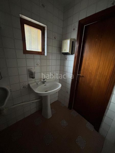 Foto bf8dd57d-e7a6-4c42-b3e8-e040ee7e8209. Local commercial dans Cistérniga