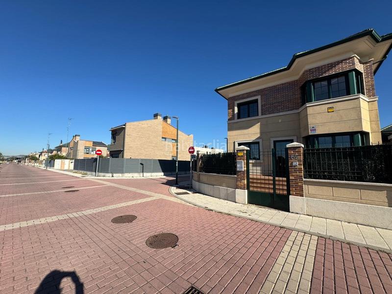 Foto 48ee37a8-7580-4fc0-a3c3-66fa78dda38c. Location maison avec chauffage parking dans Extrarradio Valladolid