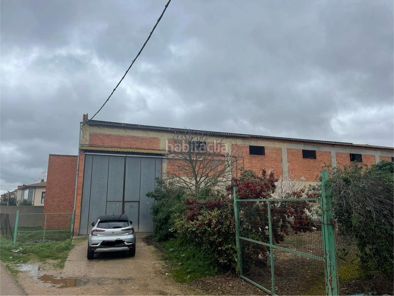 Foto 7afa7fa5-f062-4e81-8429-615deb5ff3ea. Nau industrial a Cigales