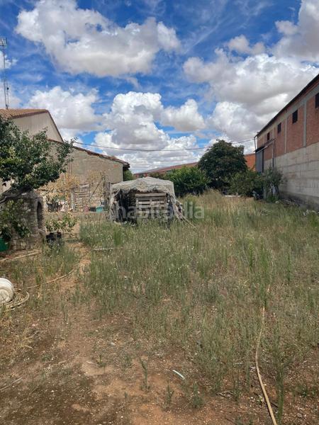 Foto 80073352-d67b-4855-93a7-5b1fbbe79b1f. Nau industrial a Cigales