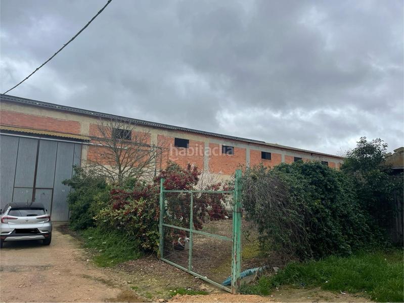 Foto 807415c1-fab4-4178-9470-9672ed579faf. Nau industrial a Cigales