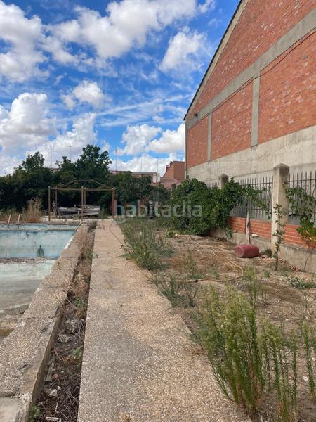 Foto e7c38a36-ae5f-49cf-bab4-9e4ea0062911. Nau industrial a Cigales