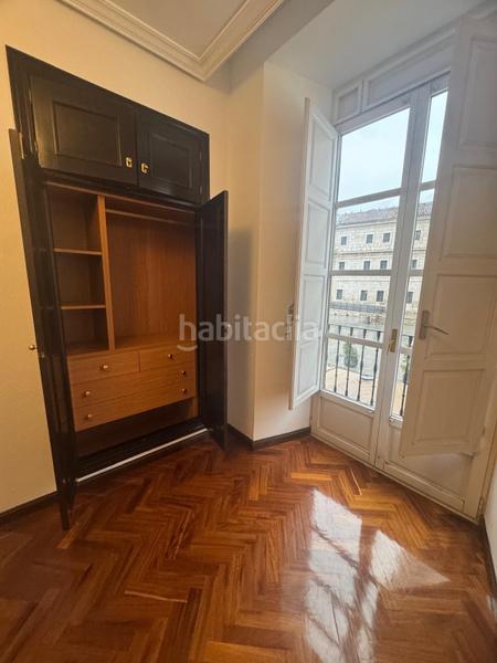 Foto e0bdd48d-2aa4-4ae9-95d3-7bcbd340ece1. Affitto appartamento con parcheggio in Centro Valladolid