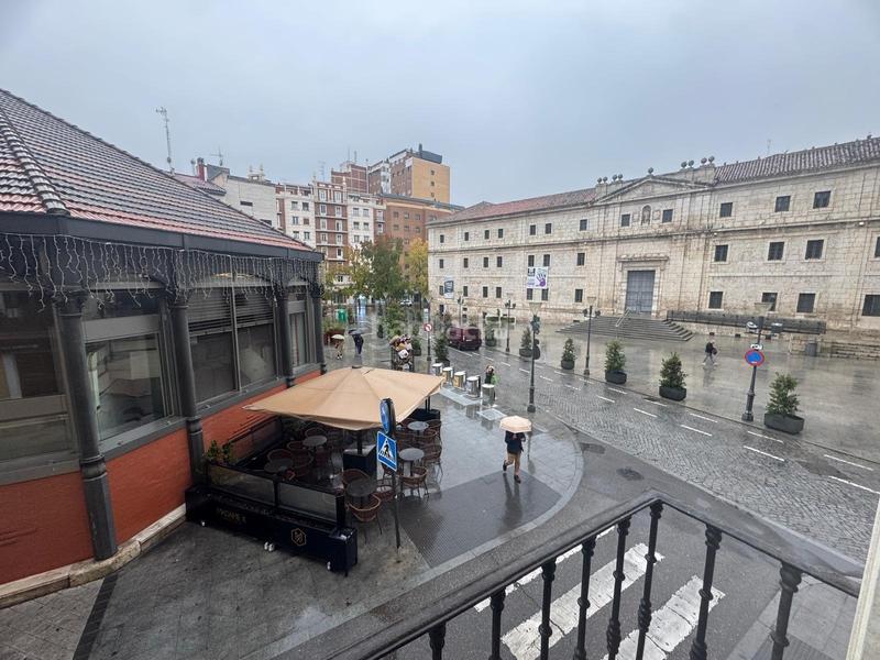 Foto ddc72663-1bcc-4a4d-904e-22f9354476a9. Location appartement avec parking dans Centro Valladolid