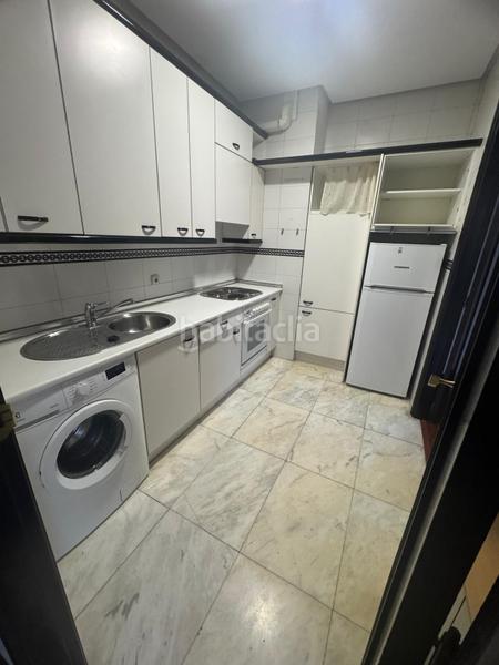 Foto c4dc7a2c-c648-46ae-88f5-6aa6280c2126. Rent flat with parking in Centro Valladolid