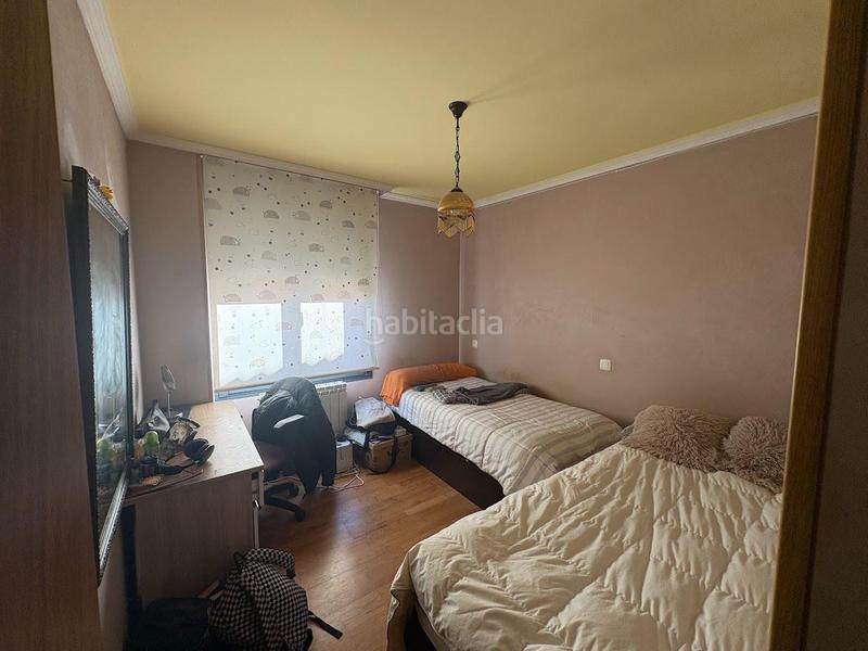 Foto 01baab1e-81b4-455a-98ed-15e78e1fdb73. Pis amb calefacció aparcament a Fuensaldaña