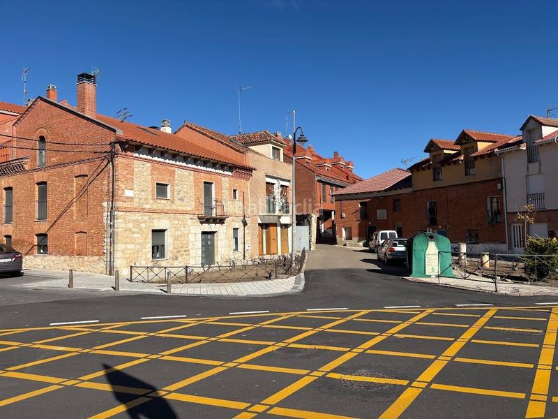 Foto 136e5592-788f-4b62-a393-b47840e2b3ab. Pis amb calefacció aparcament a Fuensaldaña