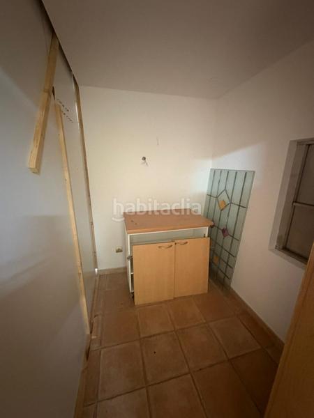 Foto d6432c9c-e82e-4aa5-8c12-73df347209a3. Alquiler local comercial en la calle principal de La Vega en Arroyo de la Encomienda