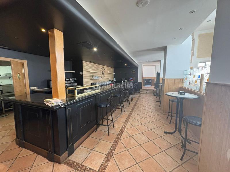 Foto de0adac5-6ec8-49a0-8b9f-fef551f5c90a. Location local commercial dans La Vega Arroyo de la Encomienda