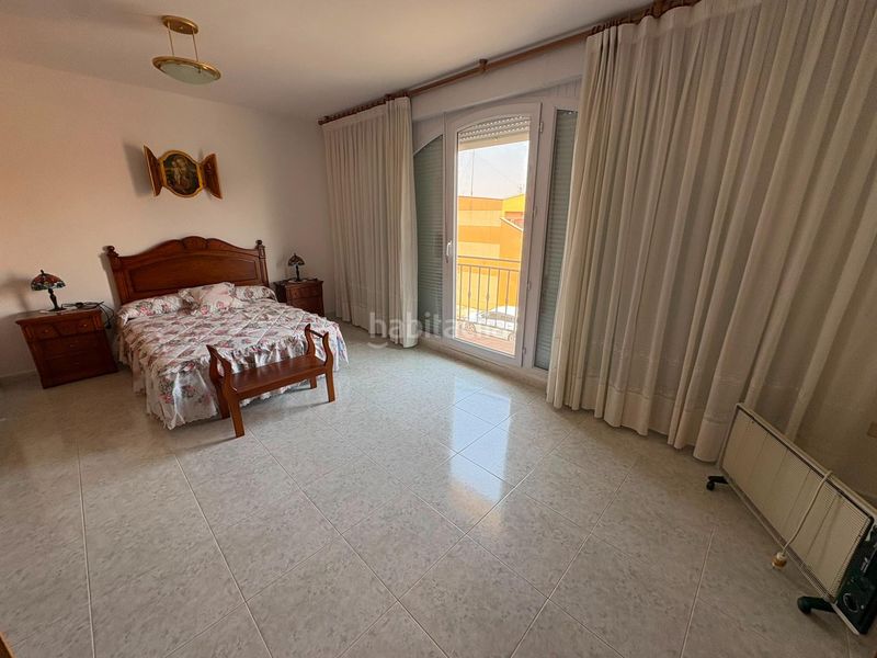 Foto b925b280-705f-44f1-9f23-ef2c6cac58df. Casa aparellada amb calefacció aparcament a Villanubla