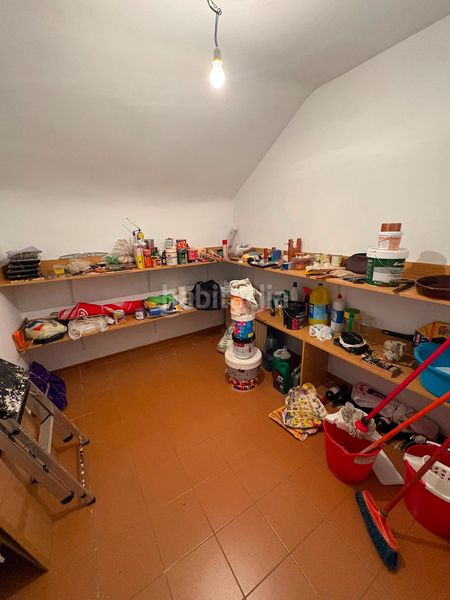 Foto cab4a6b9-06cd-49d3-9059-e3262dd93e43. Casa aparellada amb calefacció aparcament a Villanubla