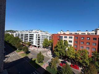 Miete Appartement  Calle m.sto domingo silos. Apartamento en alquiler en villa del prado, con zonas comunes de