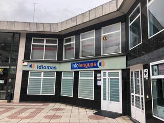 Miete Büro  Pasaje marquesina. Amplia oficina muy luminosa en alquiler