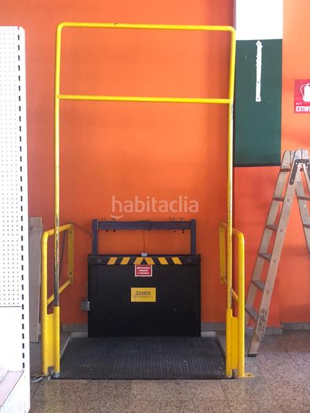 Foto 895913c3-6f53-43f2-be69-3866b863fc46. Alquiler local comercial local en paseo san isidro en Valladolid