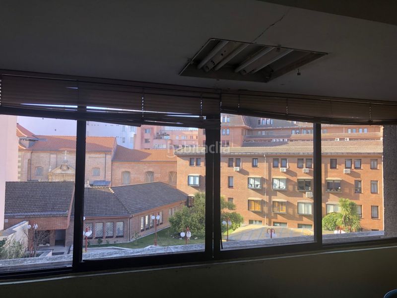 Foto abb06e57-7099-4ace-87e7-1fbfb67f51d3. Oficina a Centro Valladolid