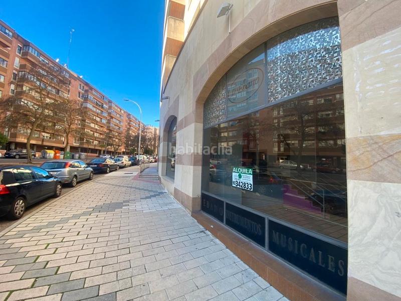Foto 912ccbaa-a038-4914-a749-e4e6c21ced76. Alquiler local comercial amplio y luminoso local en Parquesol en Valladolid