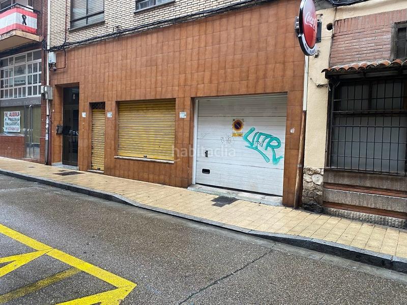 Foto 3d897409-fc2a-4bb2-96fd-ef2e9663ec16. Local comercial local en calle flores en Circular Valladolid