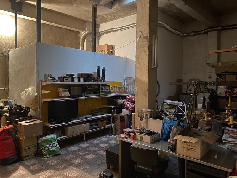 Foto 5bf51b4d-f28a-4cf5-9b14-bf5a3f73db9f. Local comercial local en calle flores en Circular Valladolid