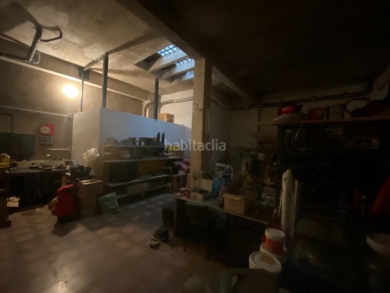 Foto 67b65985-981d-4063-8121-4d897272ce7c. Local comercial local en calle flores en Circular Valladolid