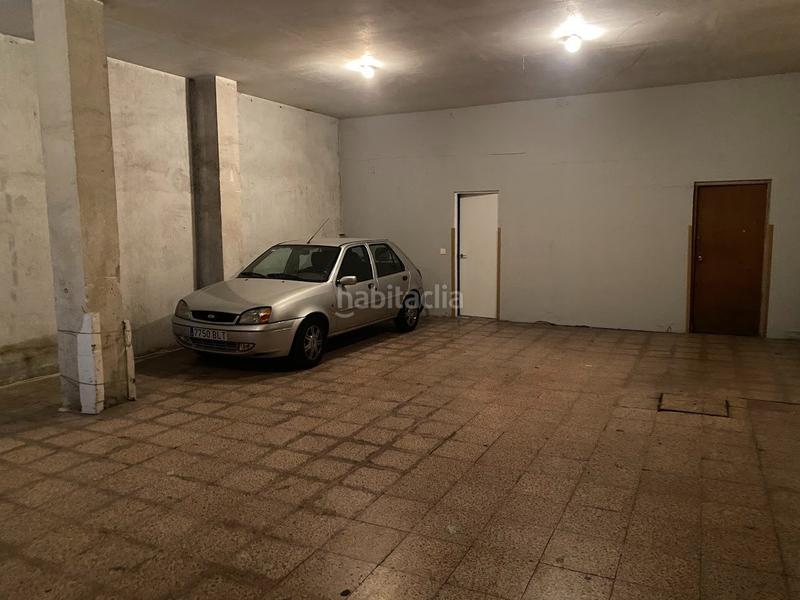 Foto 7765b7e0-f697-4abd-bf60-34a2b9deccdc. Local comercial local en calle flores en Circular Valladolid