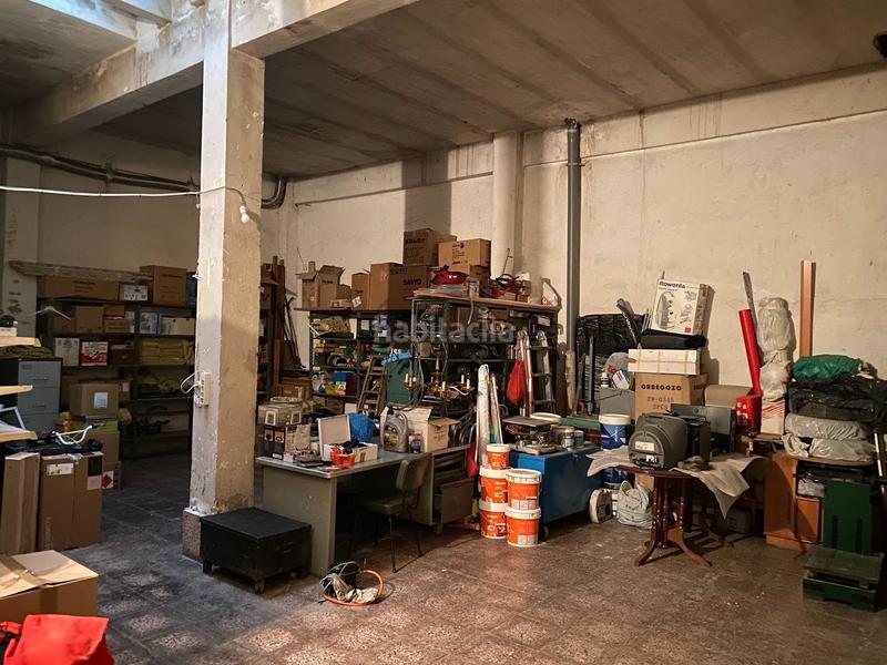 Foto da7e530f-935a-48d8-868c-32be864bb1c1. Local comercial local en calle flores en Circular Valladolid