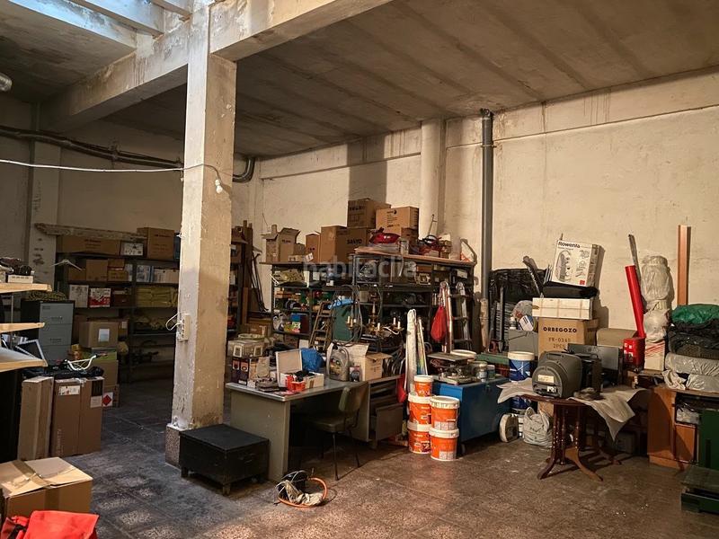 Foto e735b0d3-06ae-4e7a-b971-537eb8579ec2. Local comercial local en calle flores en Circular Valladolid