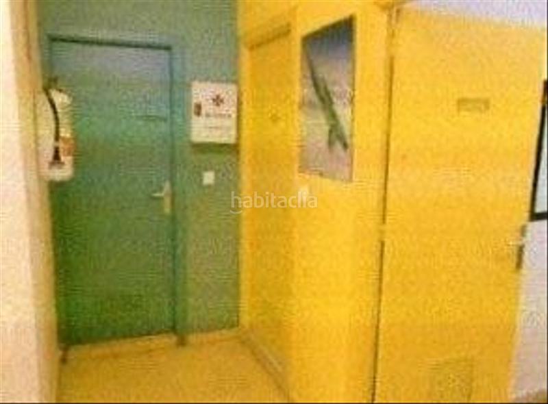 Foto d5d7a739-568a-4334-9534-5e79cda5365a. Alquiler local comercial en Plaza de Toros Valladolid