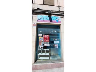 Local Comercial  Calle ramon y cajal. Local en venta en centro