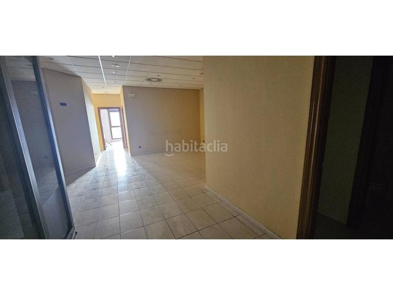 Foto 6c62ed7e-8c01-45a7-b5bf-1eec881761a3. Alquiler oficina pleno centro ordoño en Centro Ciudad León