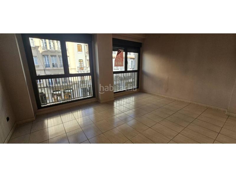 Foto 072fef1b-e6f4-4904-ab0b-d5cab4358a4b. Miete büro in Centro Ciudad León