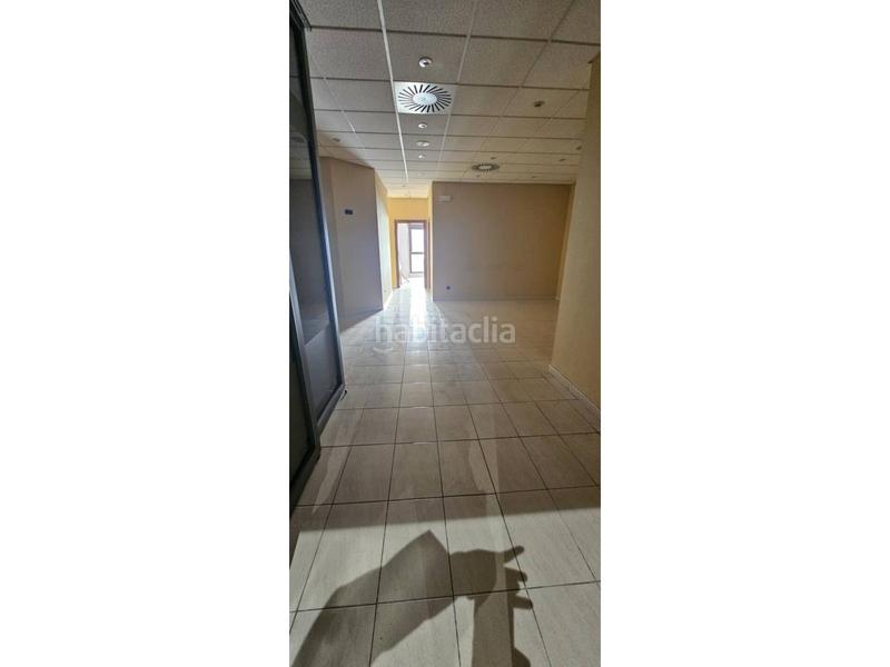 Foto 6e9dd6f3-329d-4eed-b65e-bef0b1bcdcb5. Miete büro in Centro Ciudad León