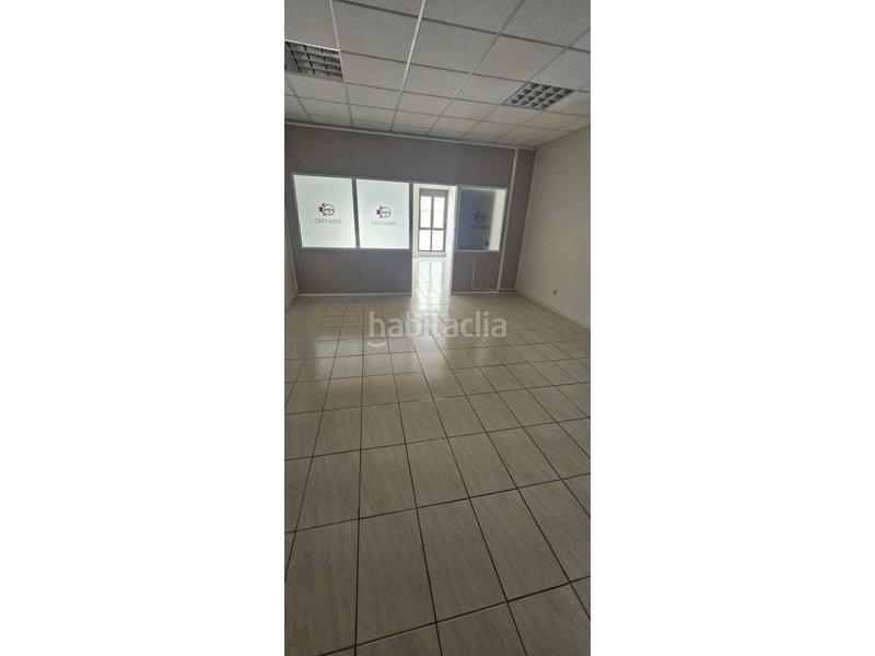 Foto f414f74a-9c4a-4f1a-84bc-4e0964a092df. Alquiler oficina pleno centro ordoño en Centro Ciudad León