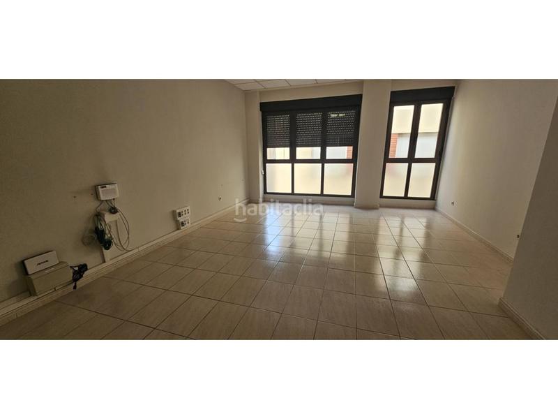 Foto 4ce14e0b-a1d3-4640-9ce9-9aef2f214248. Miete büro in Centro Ciudad León